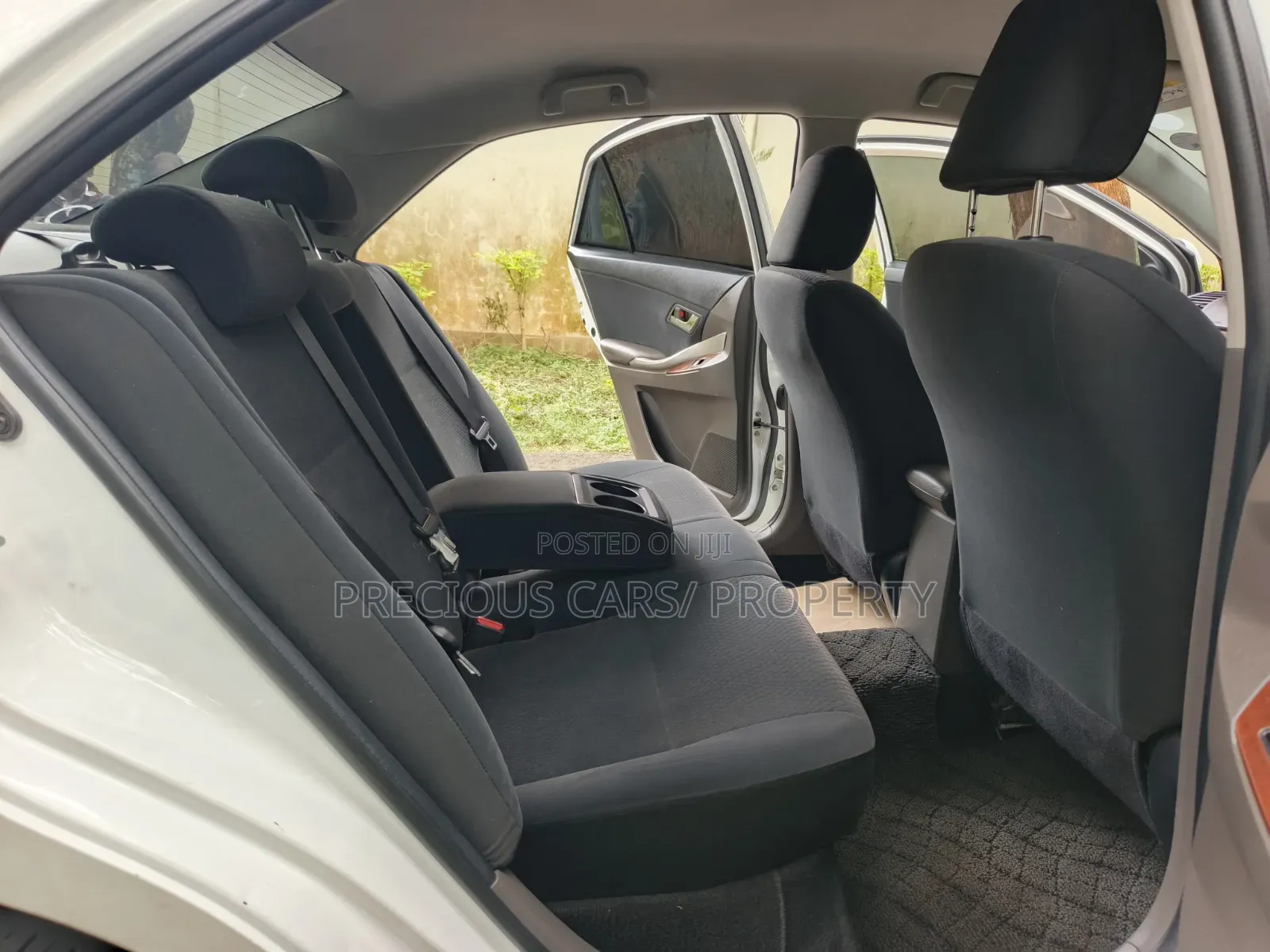 Toyota Premio 2016 White