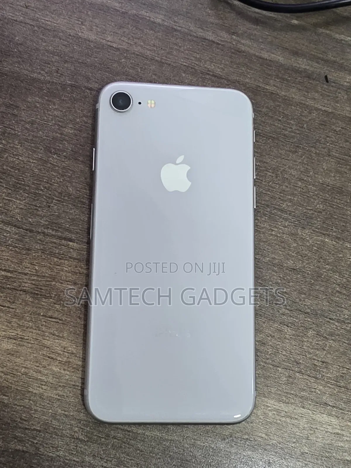 Apple iPhone 8 64 GB White