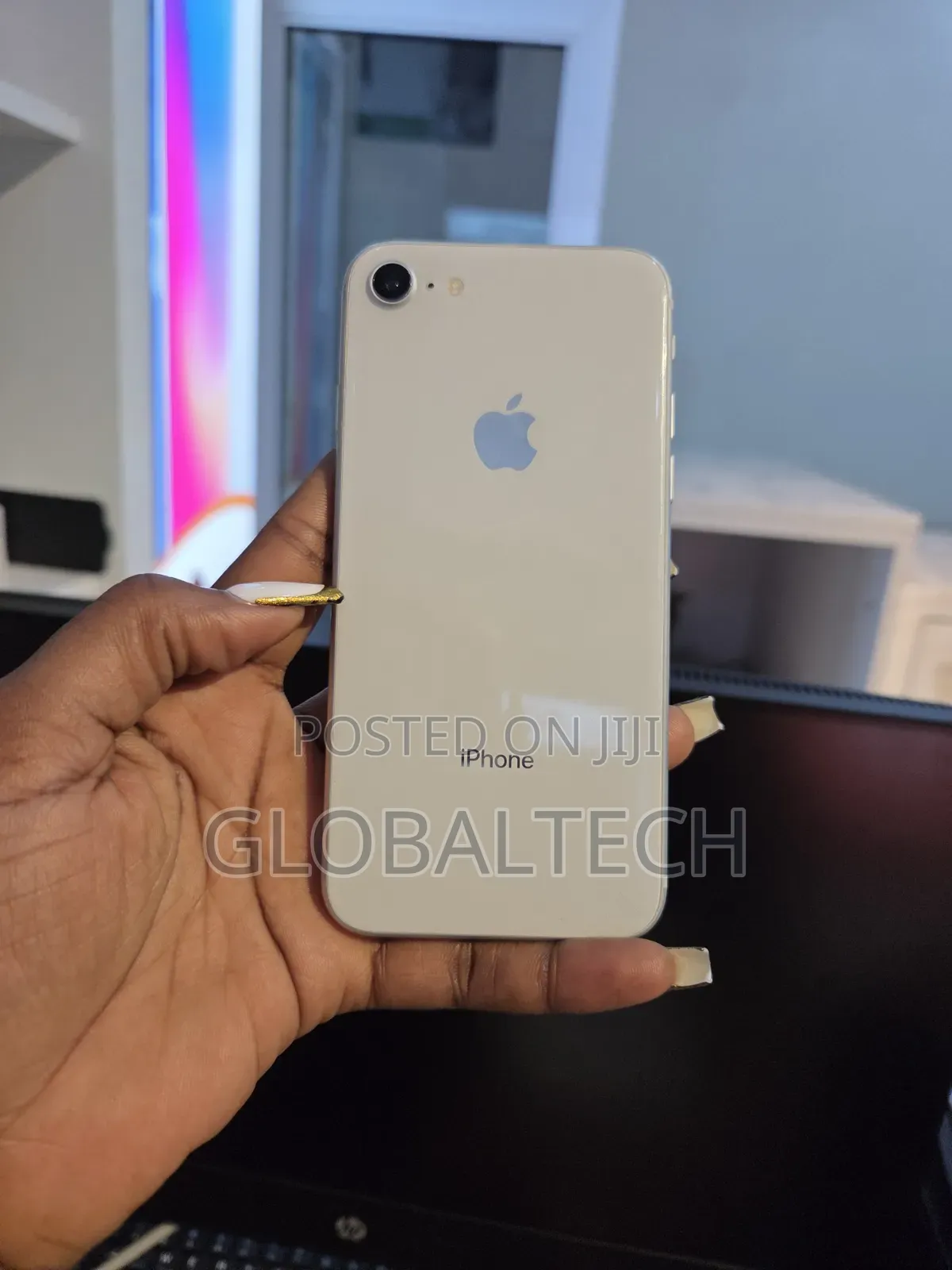 Apple iPhone 8 64 GB White