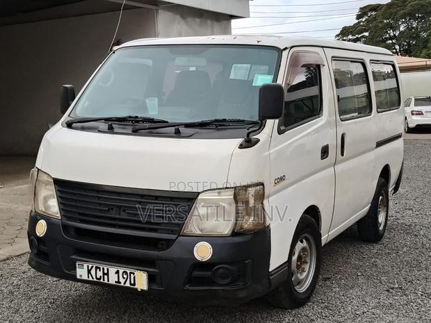 Isuzu Como 2009 White - thumbnail 2
