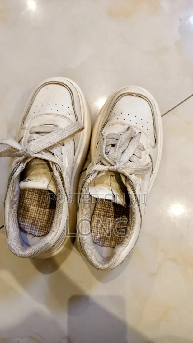 Used Shoes 500 Kes Each Pair - thumbnail 11