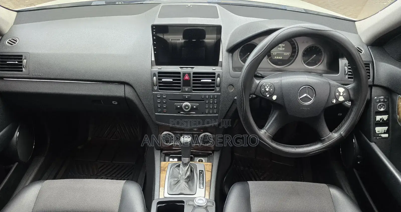 Mercedes-Benz C200 2009 White