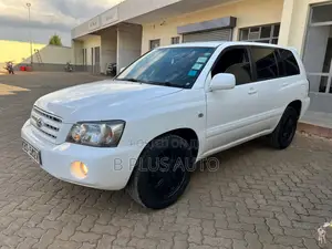 Toyota Kluger 2005 White