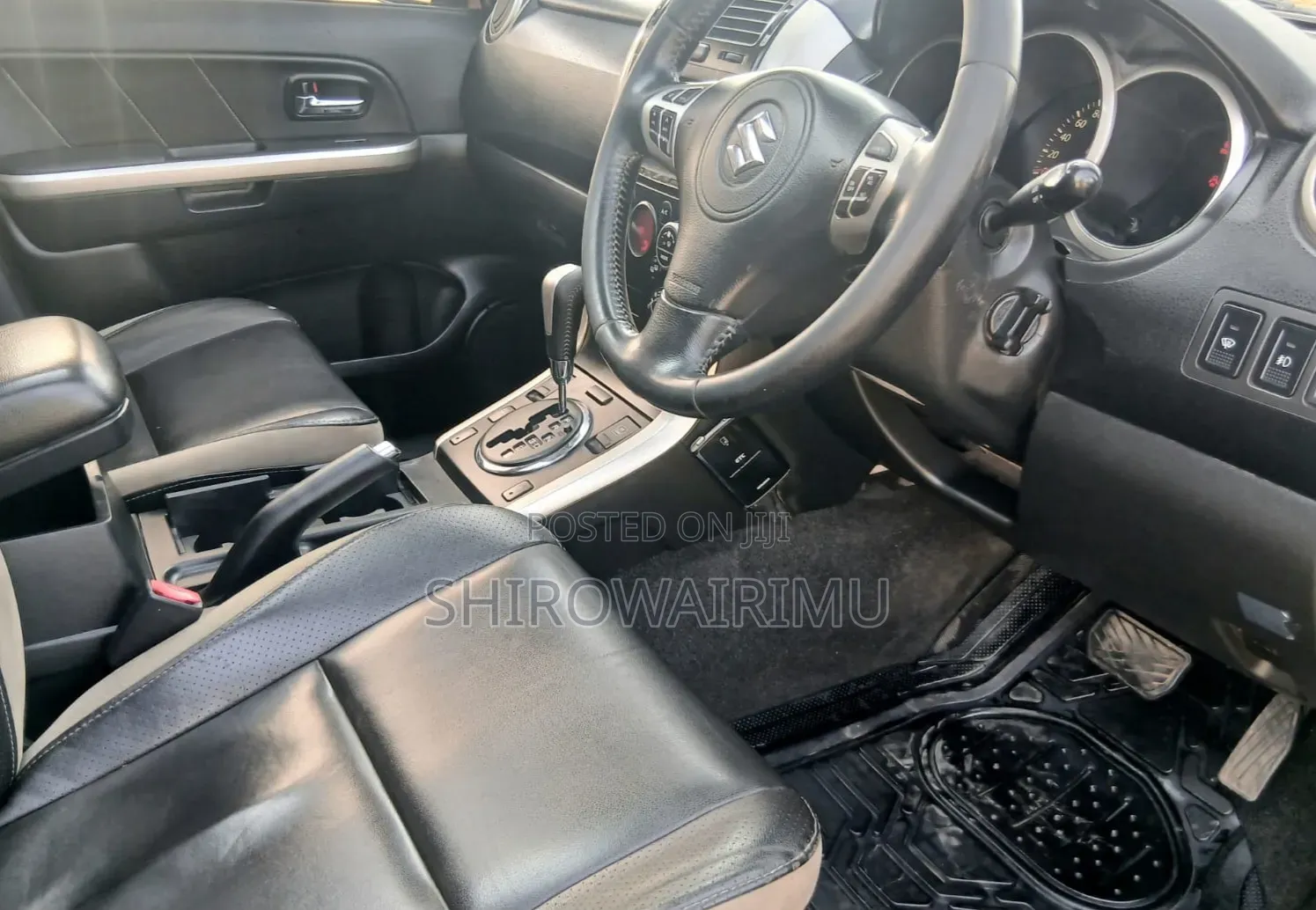 Suzuki Escudo 2015 Black