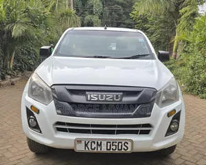 Isuzu D-MAX 2016 White