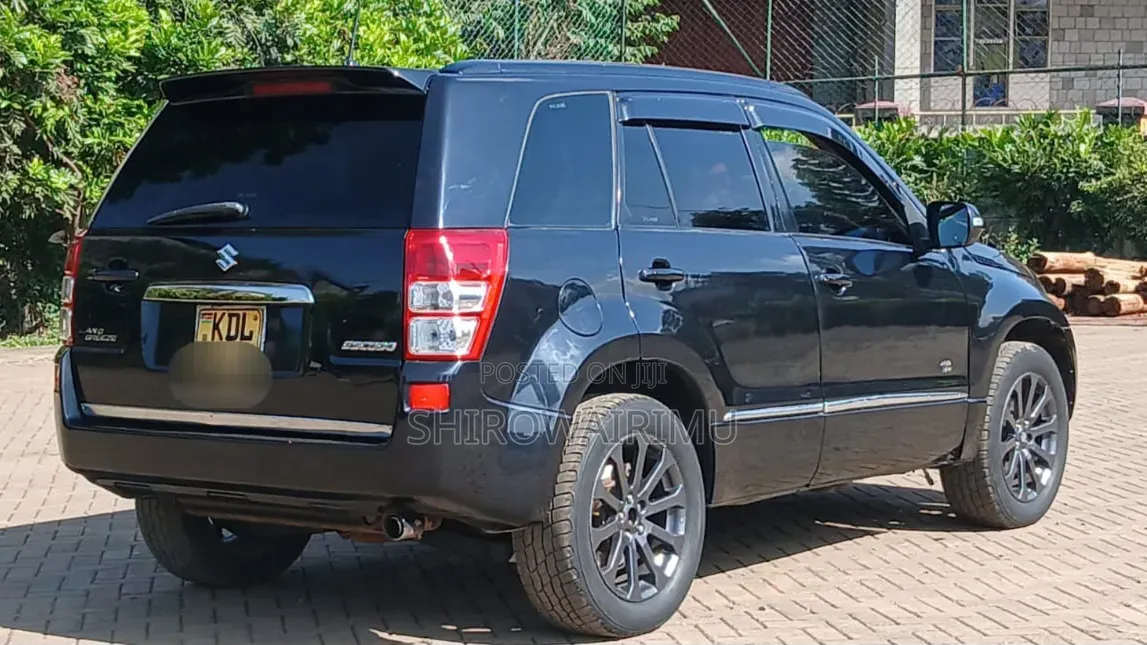 Suzuki Escudo 2015 Black