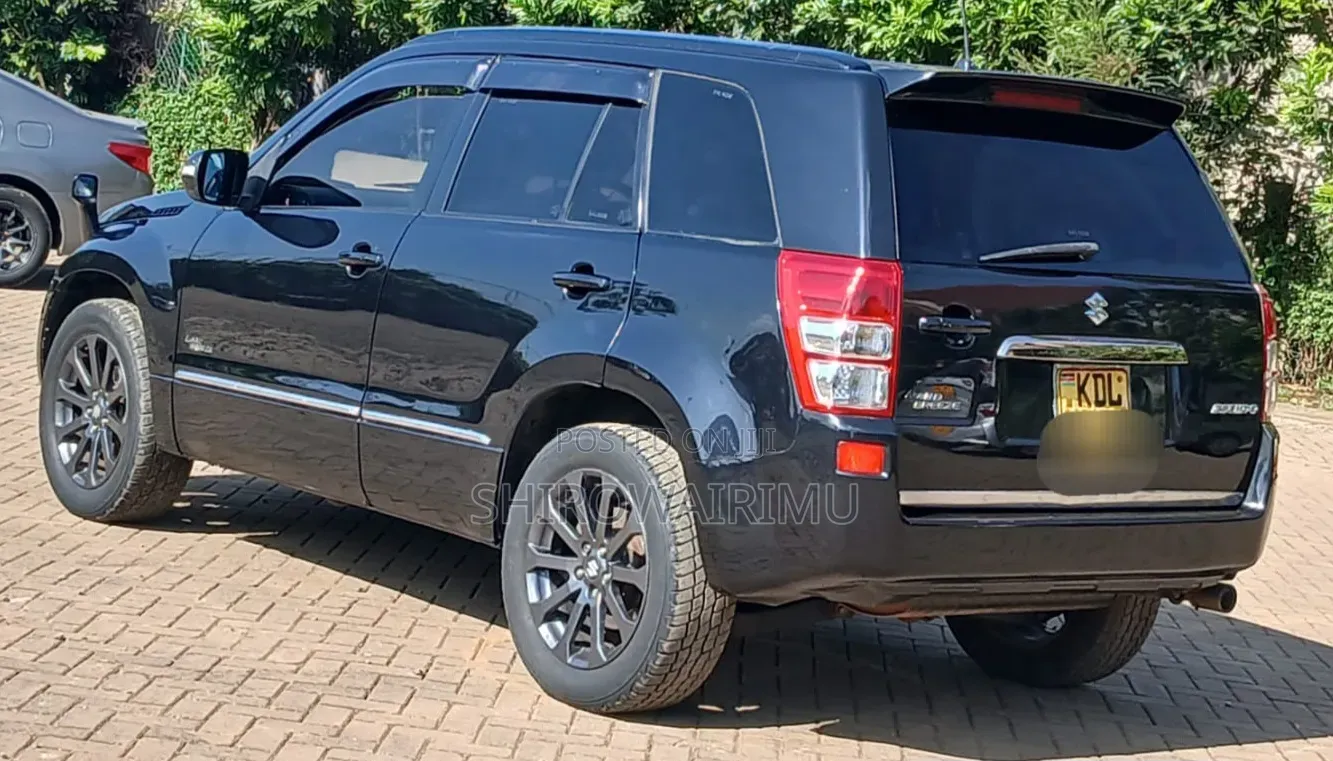 Suzuki Escudo 2015 Black
