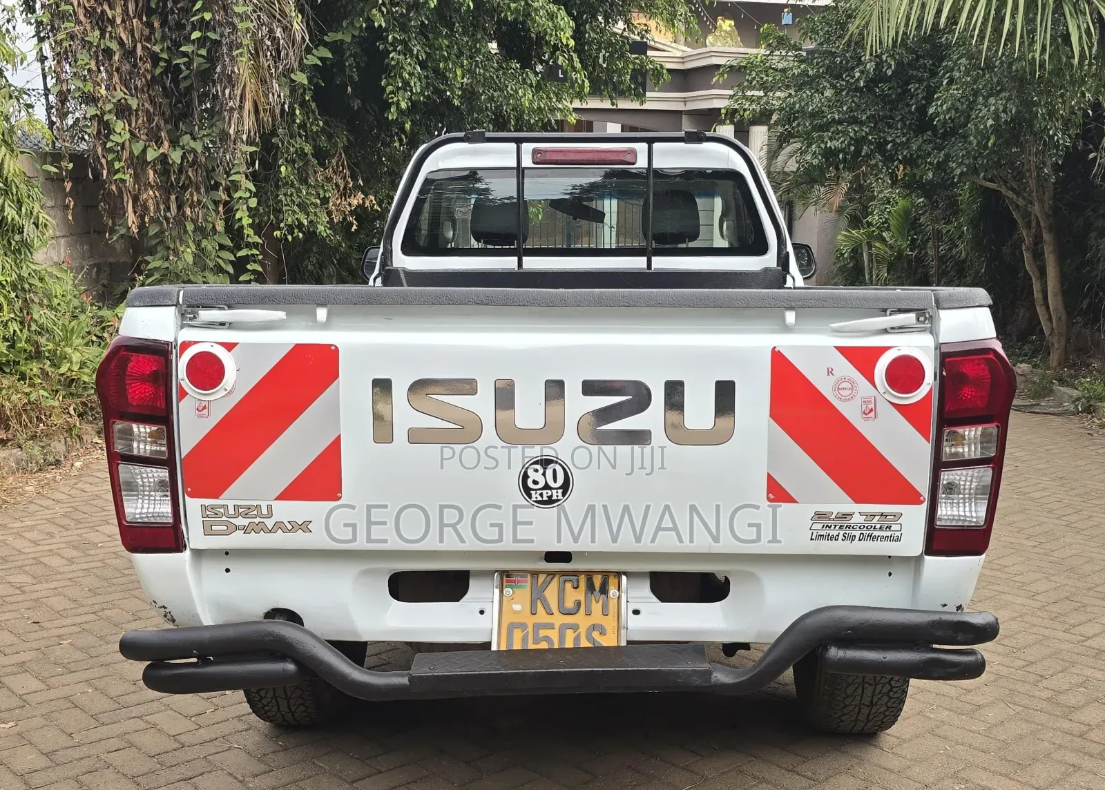 Isuzu D-MAX 2016 White