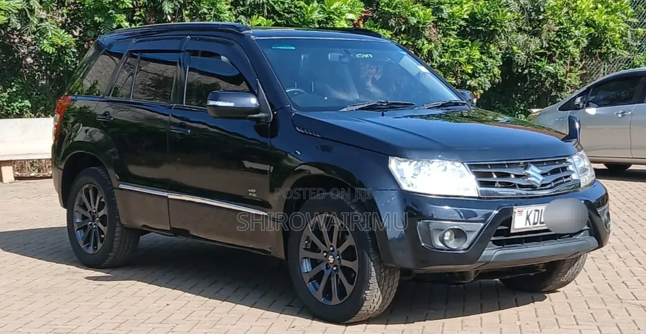 Suzuki Escudo 2015 Black