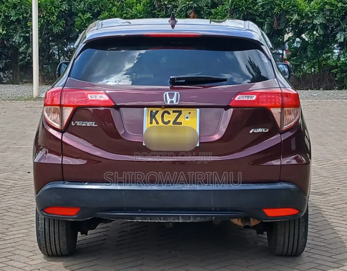 Honda Vezel 2014 Maroon