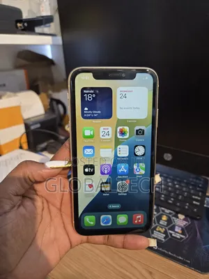 Apple iPhone XR 128 GB Yellow