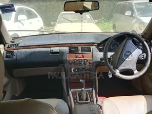 Toyota Premio 2006