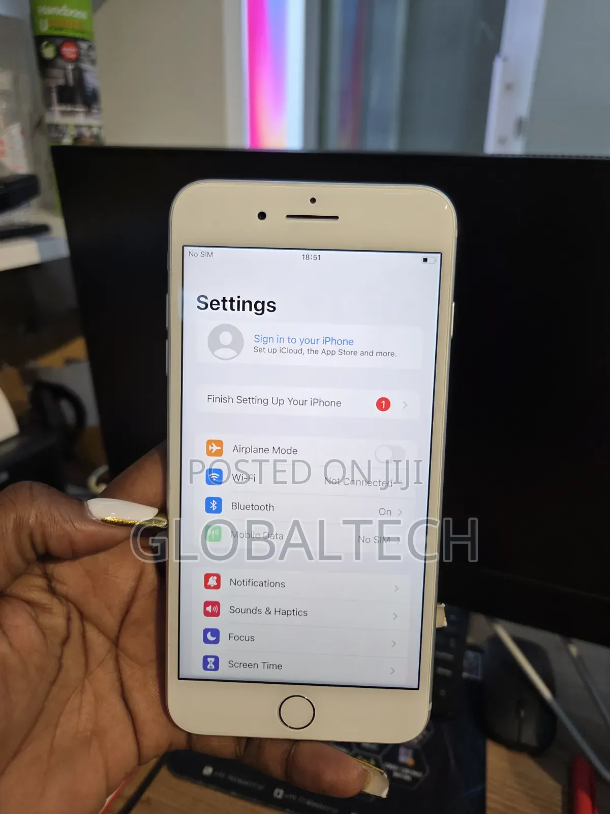 Apple iPhone 8 Plus 64 GB White