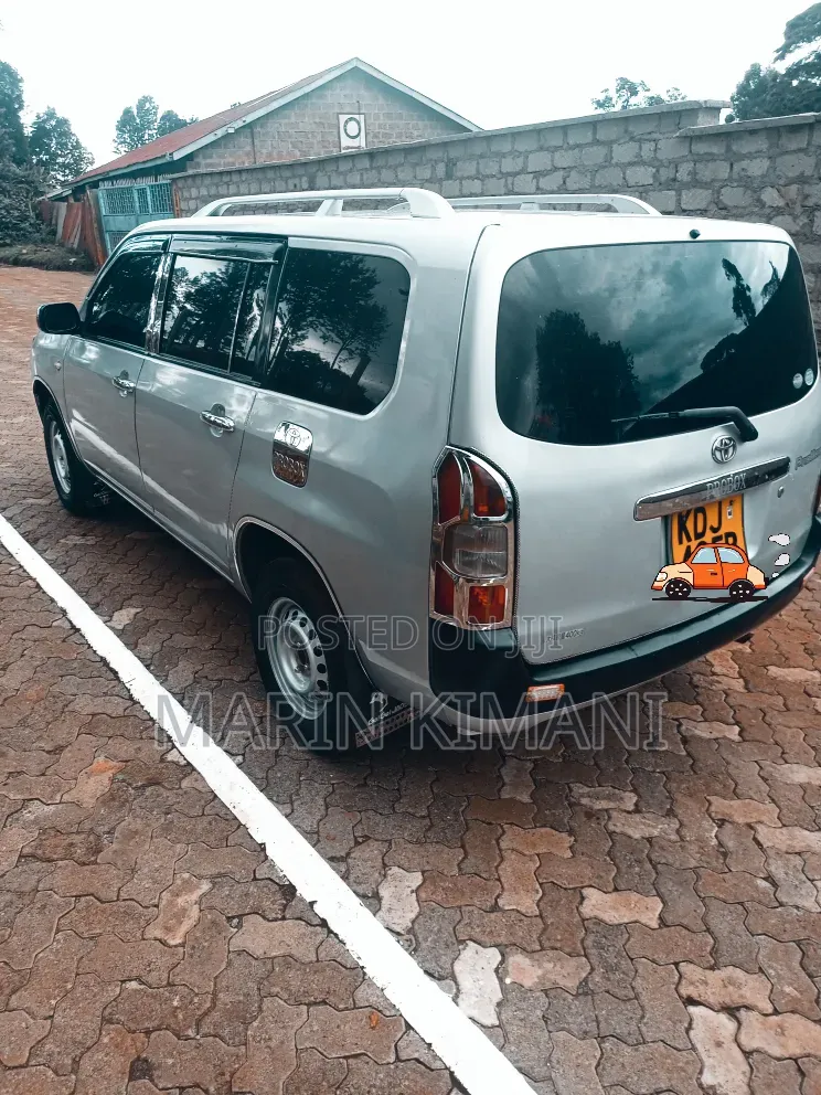 Toyota Probox 2016 Silver
