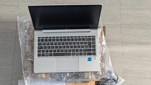 New Laptop HP ProBook 640 G8 8GB Intel Core i7 SSD 256GB