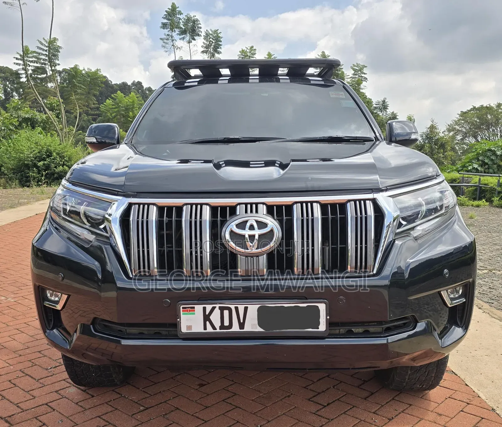Toyota Land Cruiser Prado 2010 Black