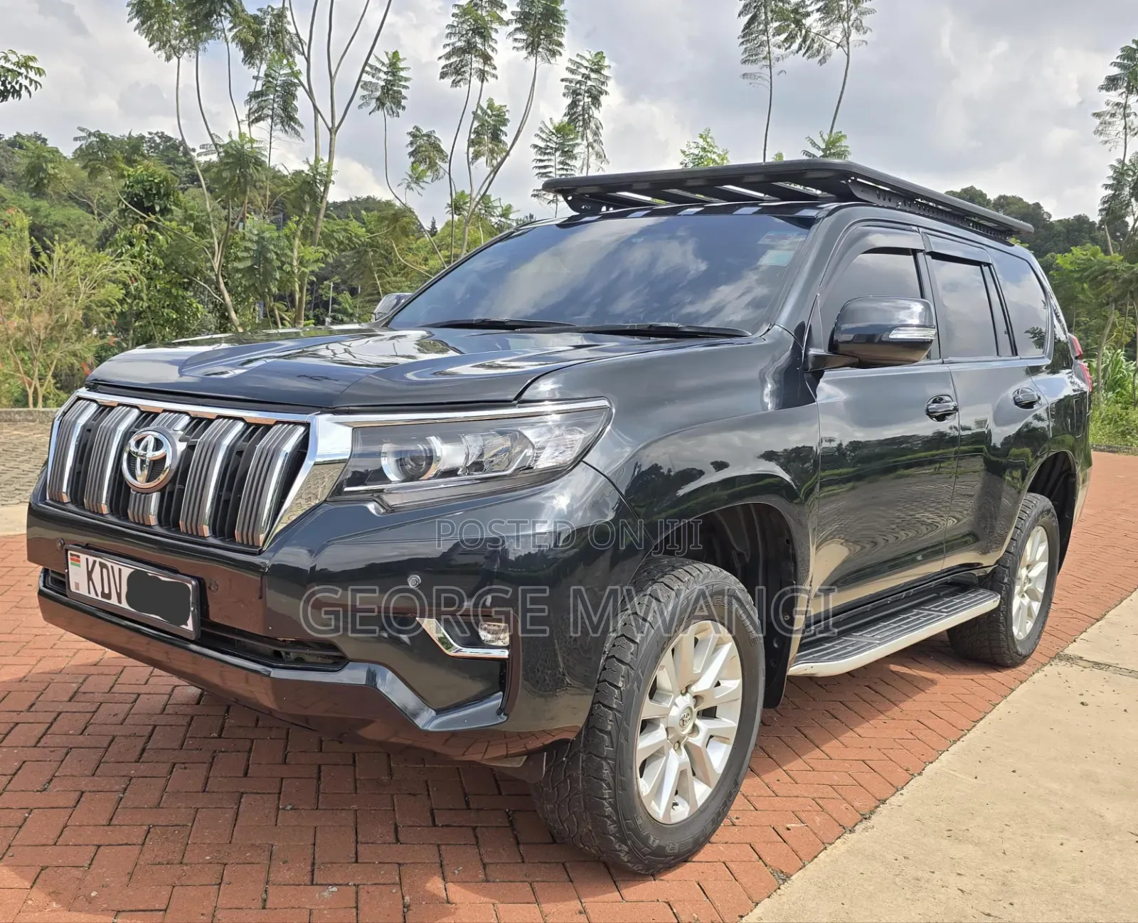 Toyota Land Cruiser Prado 2010 Black