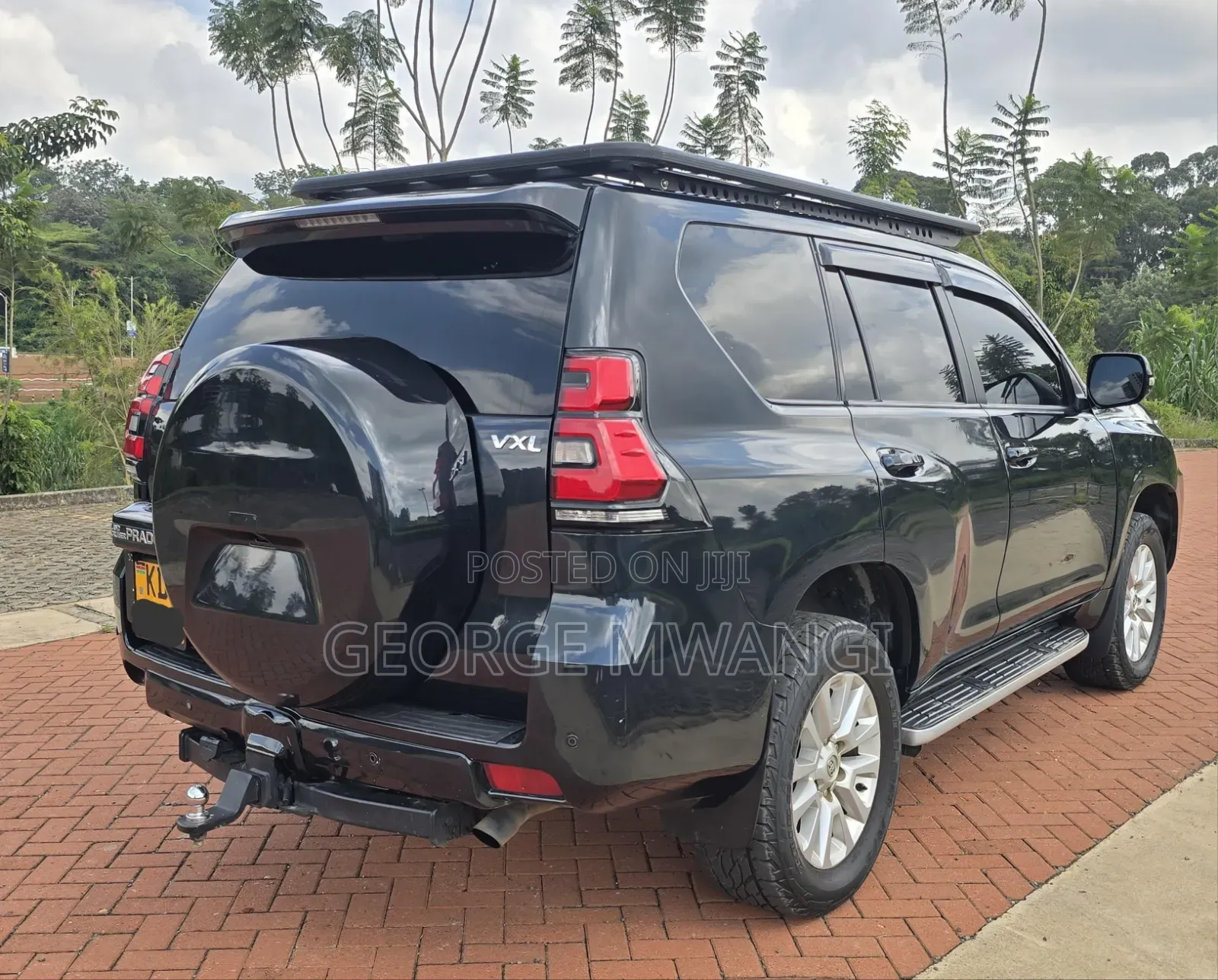 Toyota Land Cruiser Prado 2010 Black