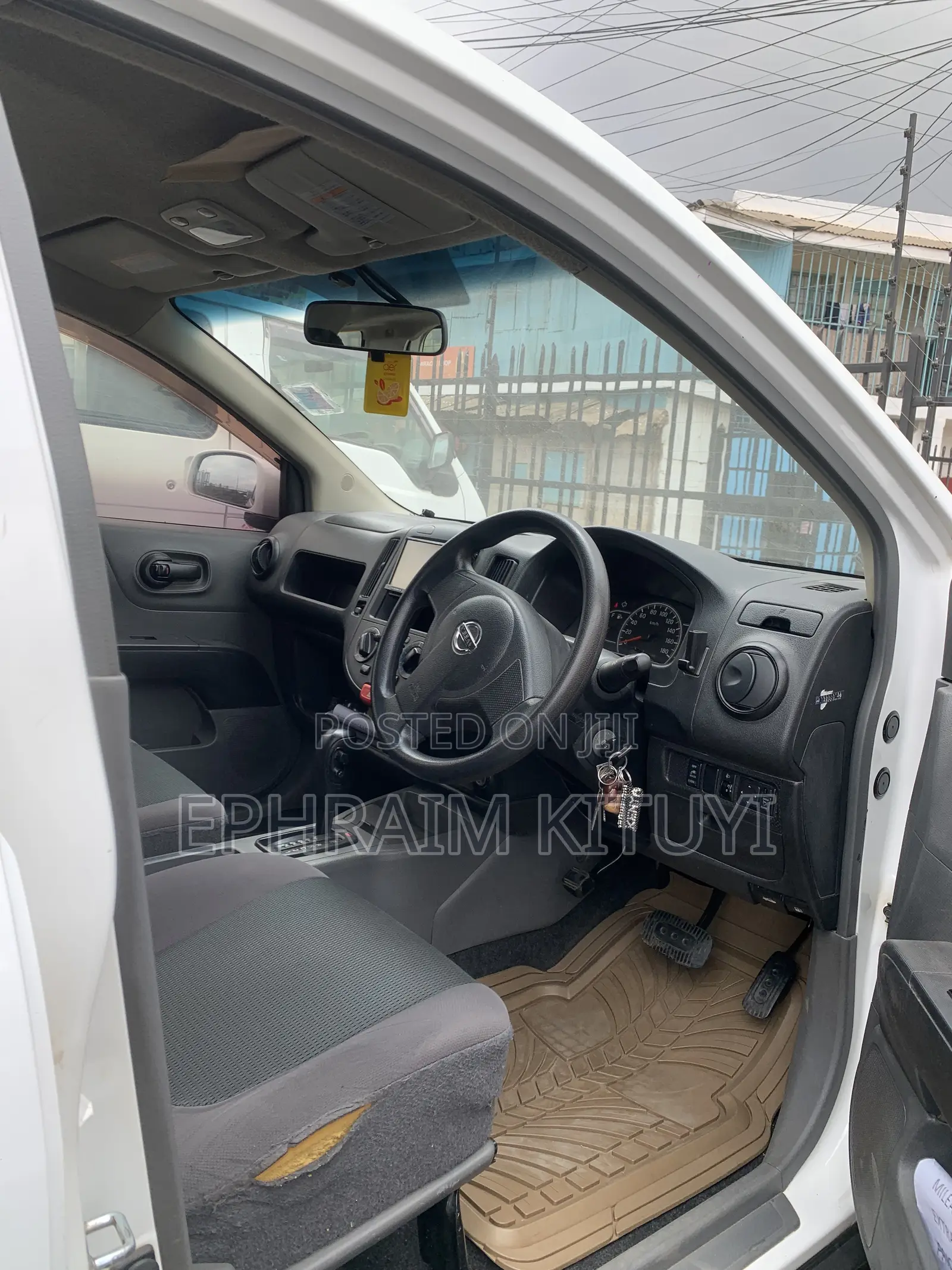 Nissan Advan 2015 White
