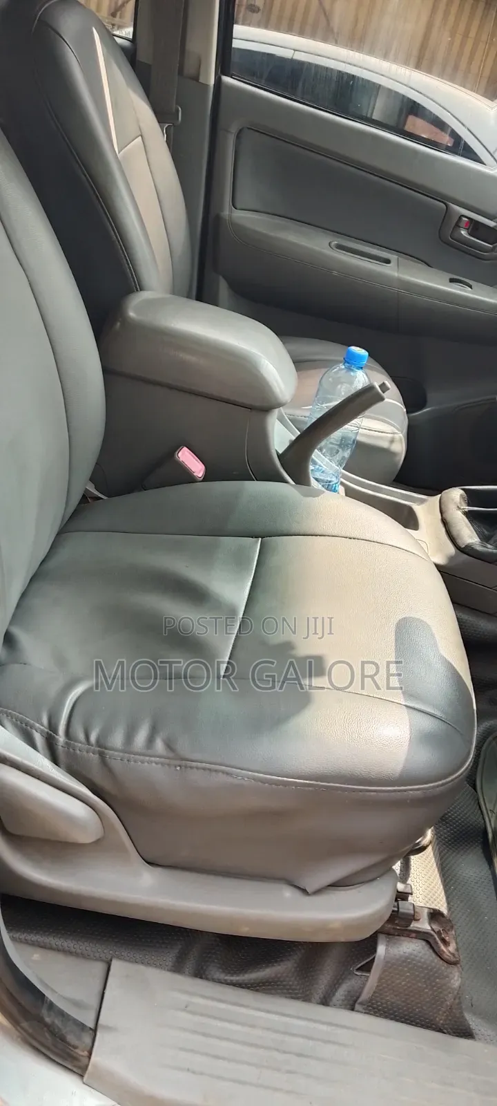 Toyota Hilux 2009 Silver