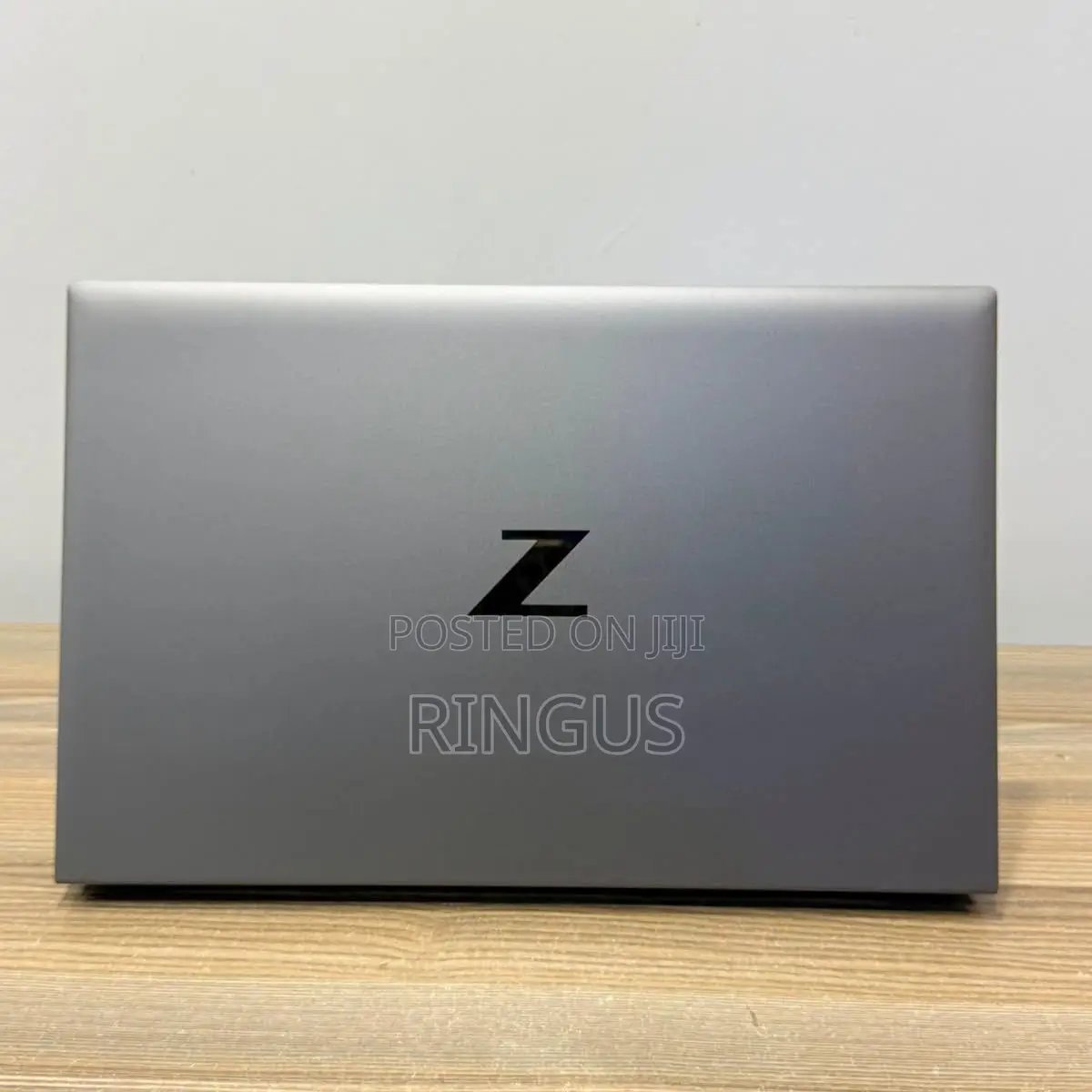 New Laptop HP ZBook Firefly G8 8GB Intel Core i7 SSD 512GB