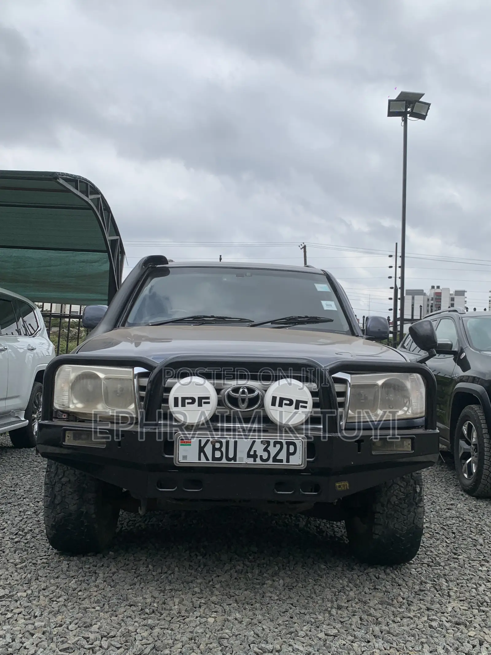 Toyota Land Cruiser 2004 Blue