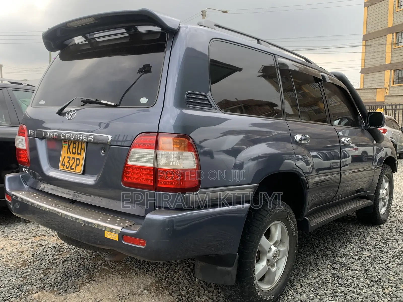 Toyota Land Cruiser 2004 Blue