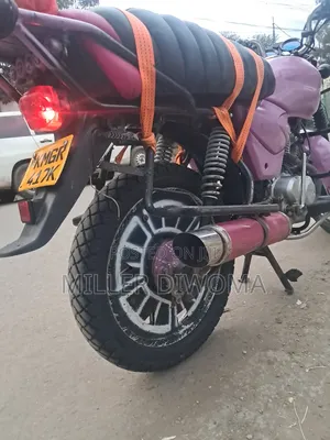 TVS HLX 125 2025 Red
