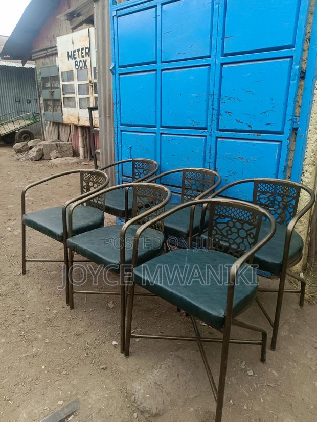 Powder Coated Restaurant Chairs With Jungle Green Cushion., 