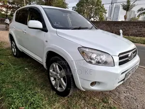 Toyota RAV4 2007 White