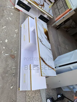 Tv Stand 5feet