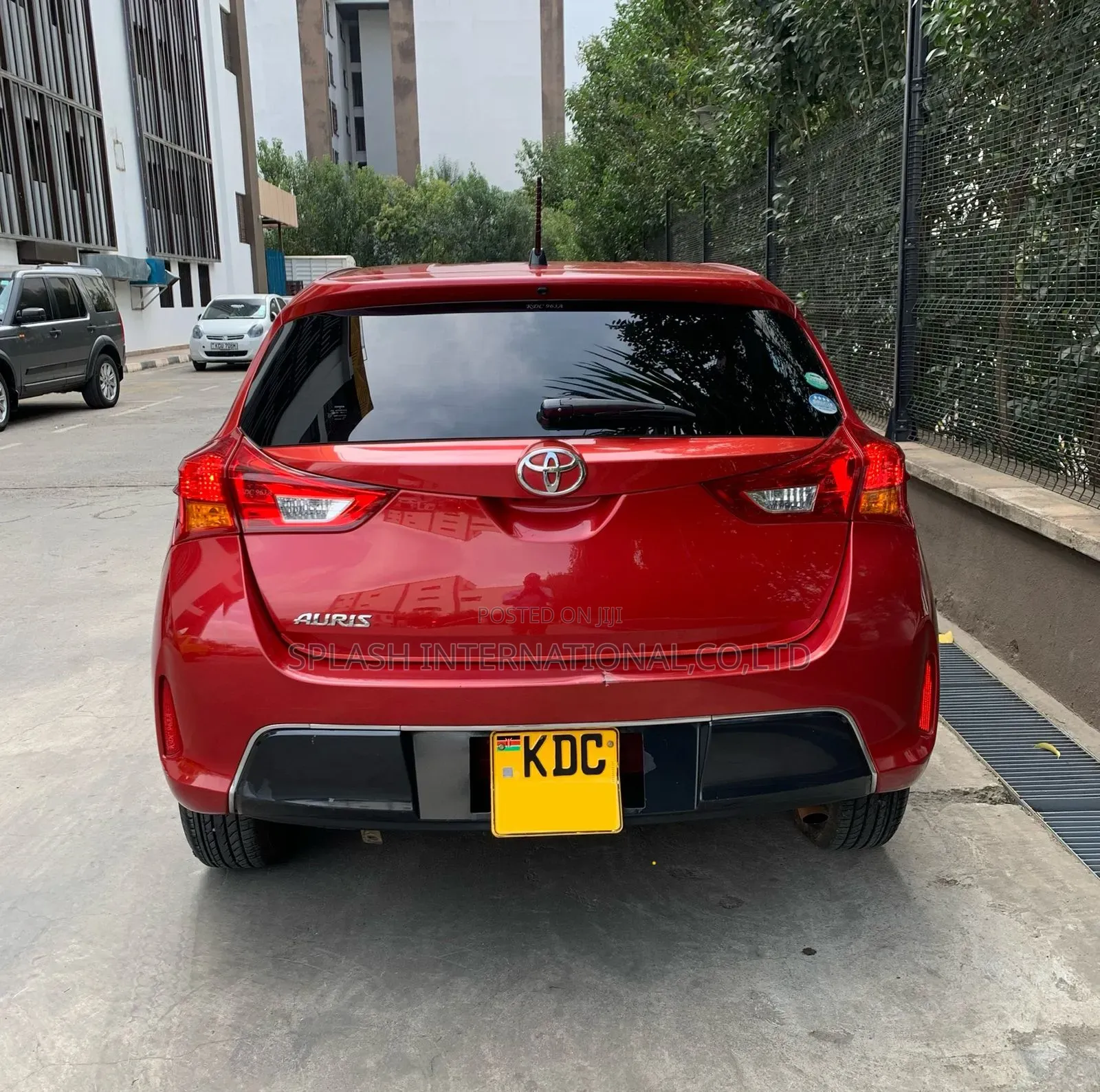 Toyota Auris 2013 Red