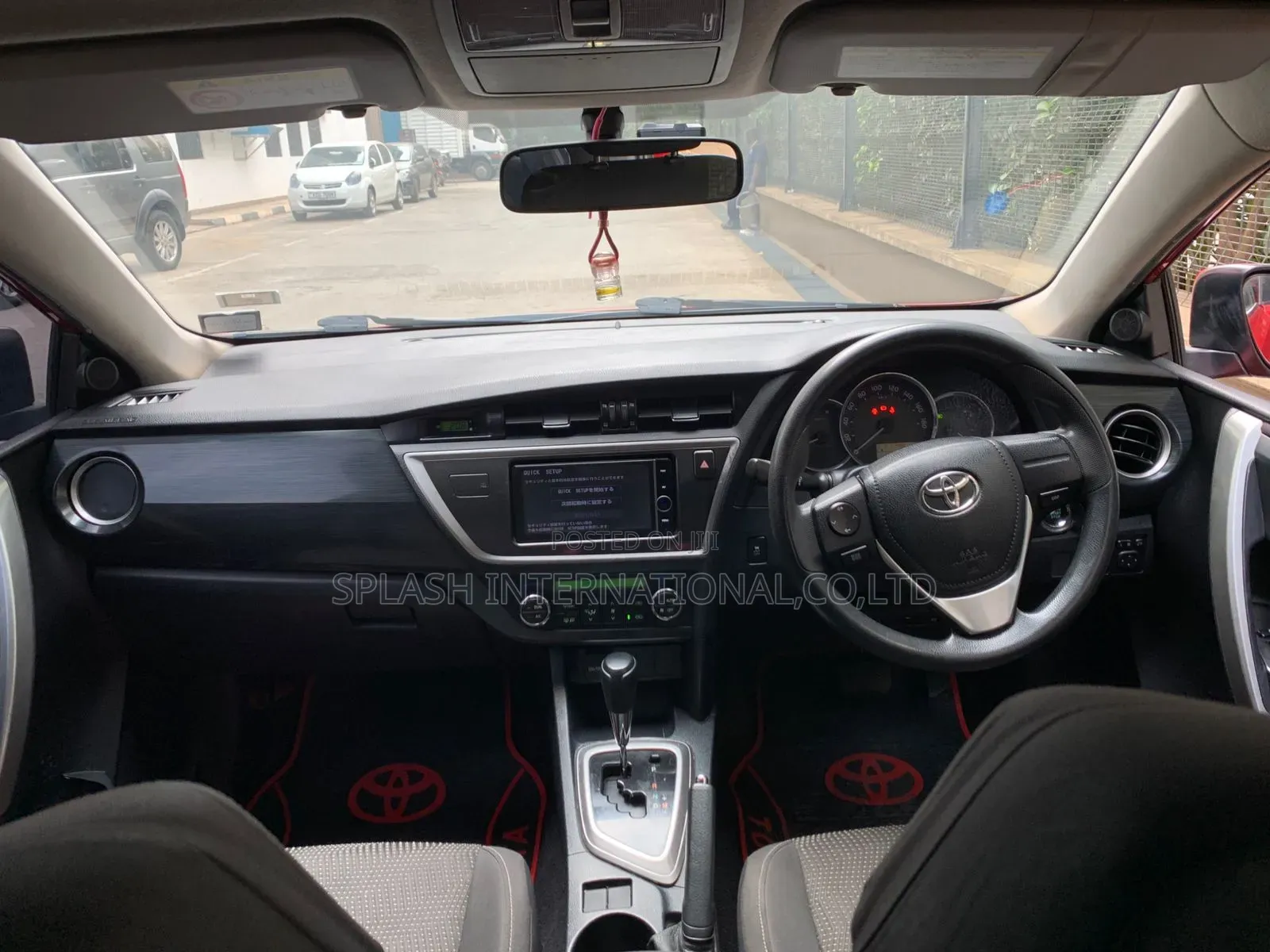 Toyota Auris 2013 Red