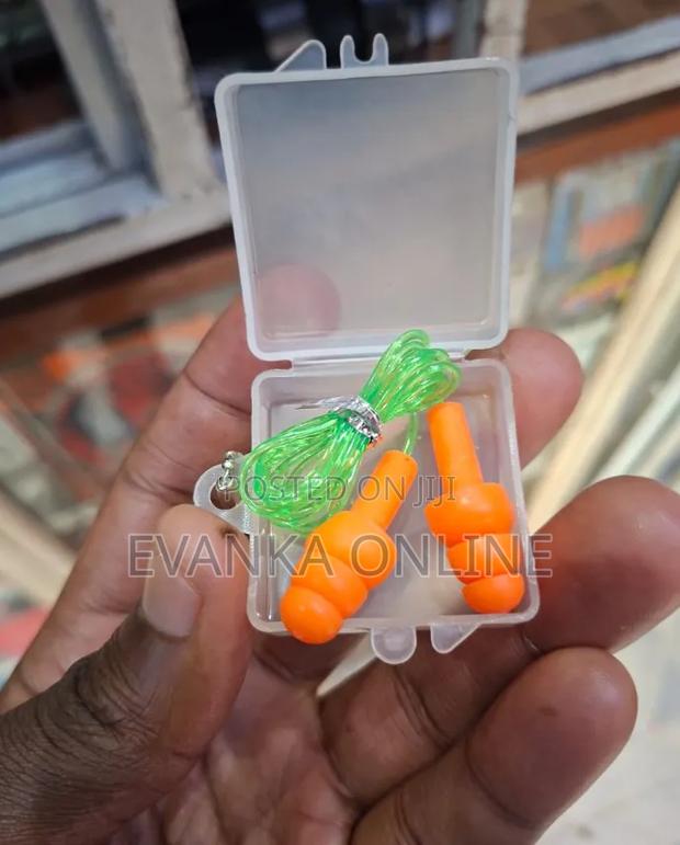 Earplugs Reusable With A String - thumbnail 3