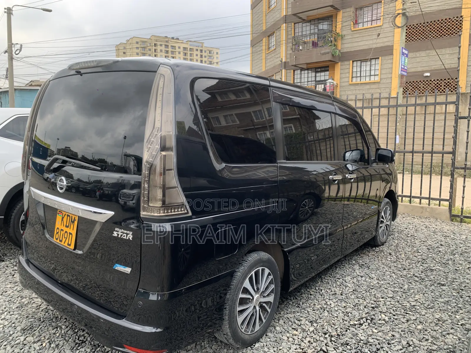 Nissan Serena 2016 Black