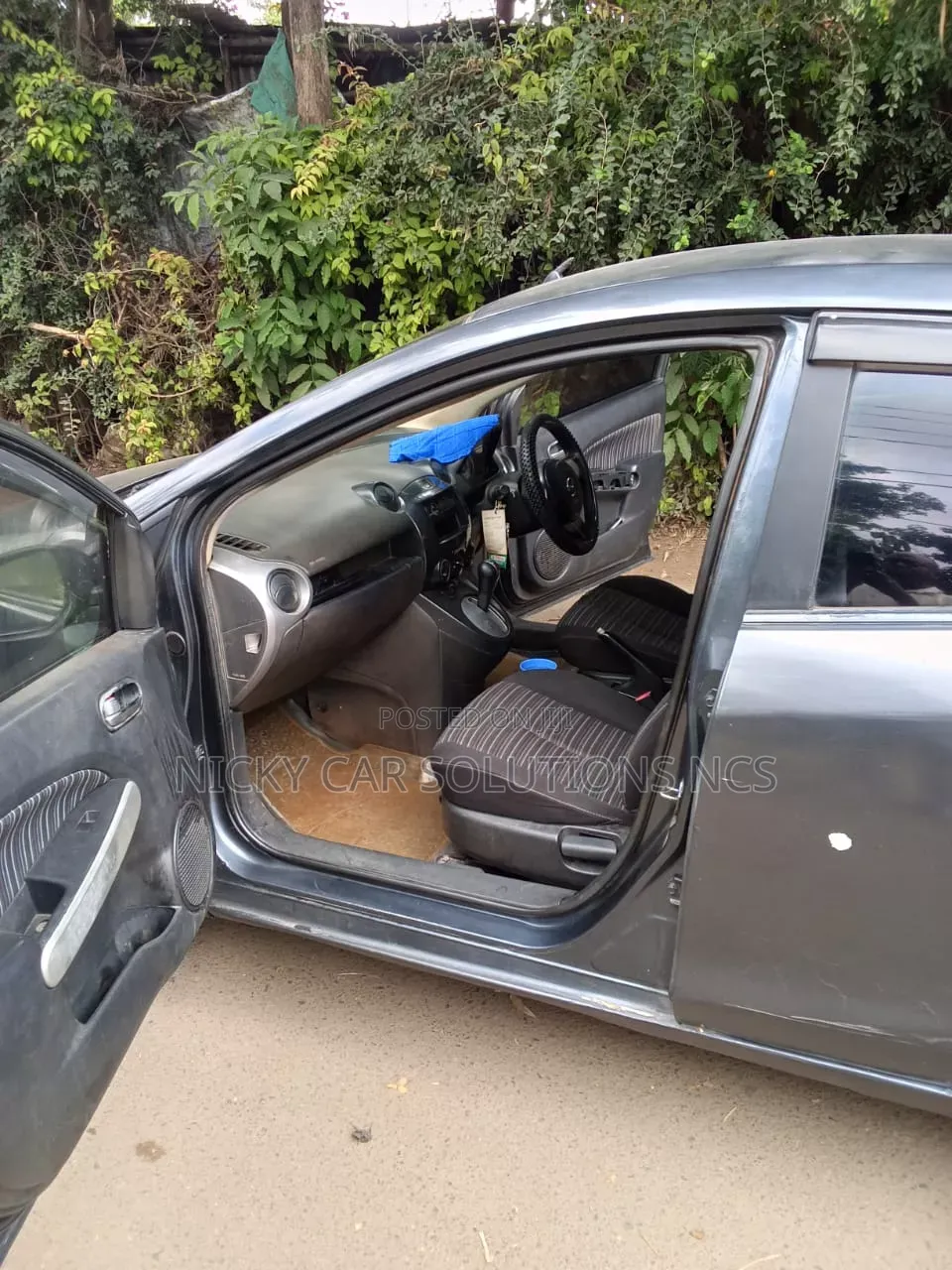 Mazda Demio 2011 Gray