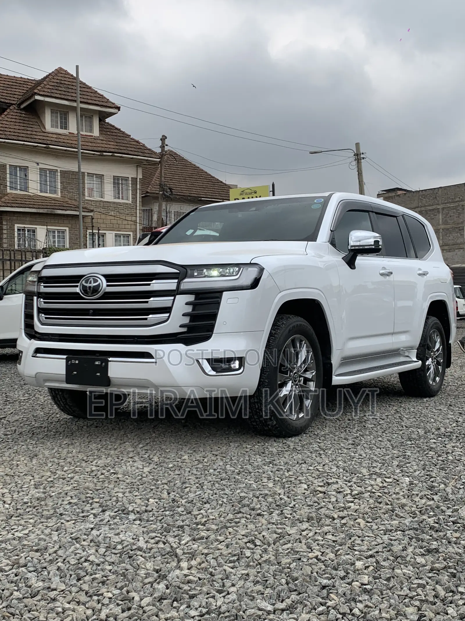 Toyota Land Cruiser 2022 White