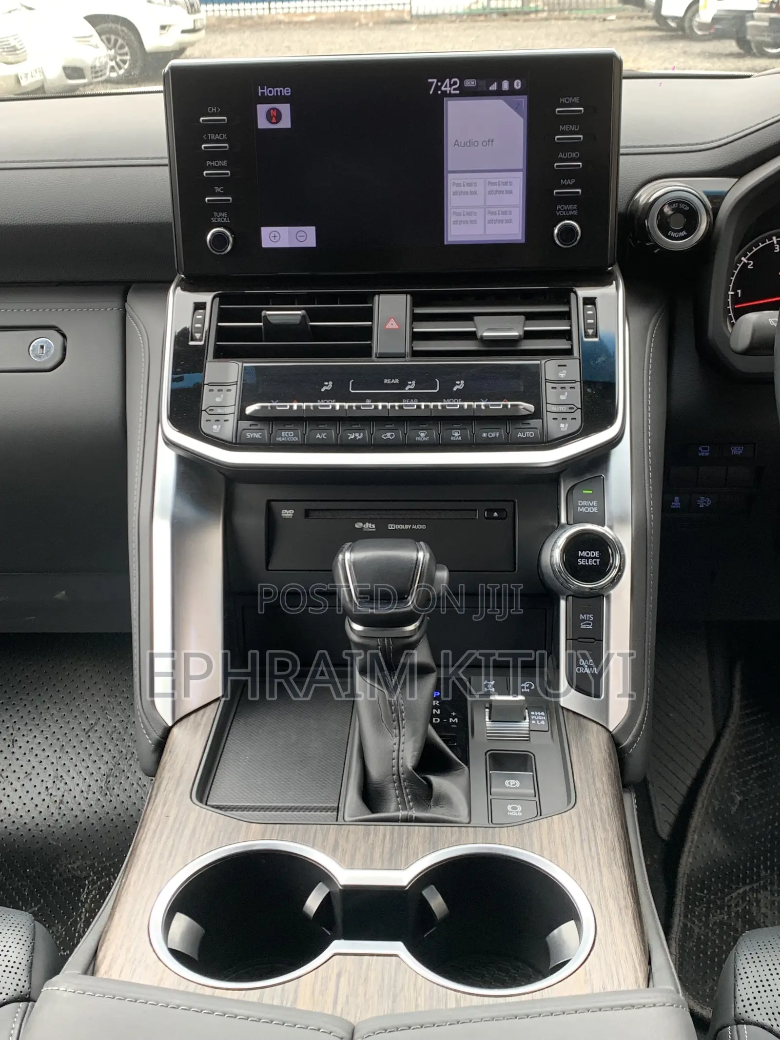 Toyota Land Cruiser 2022 White