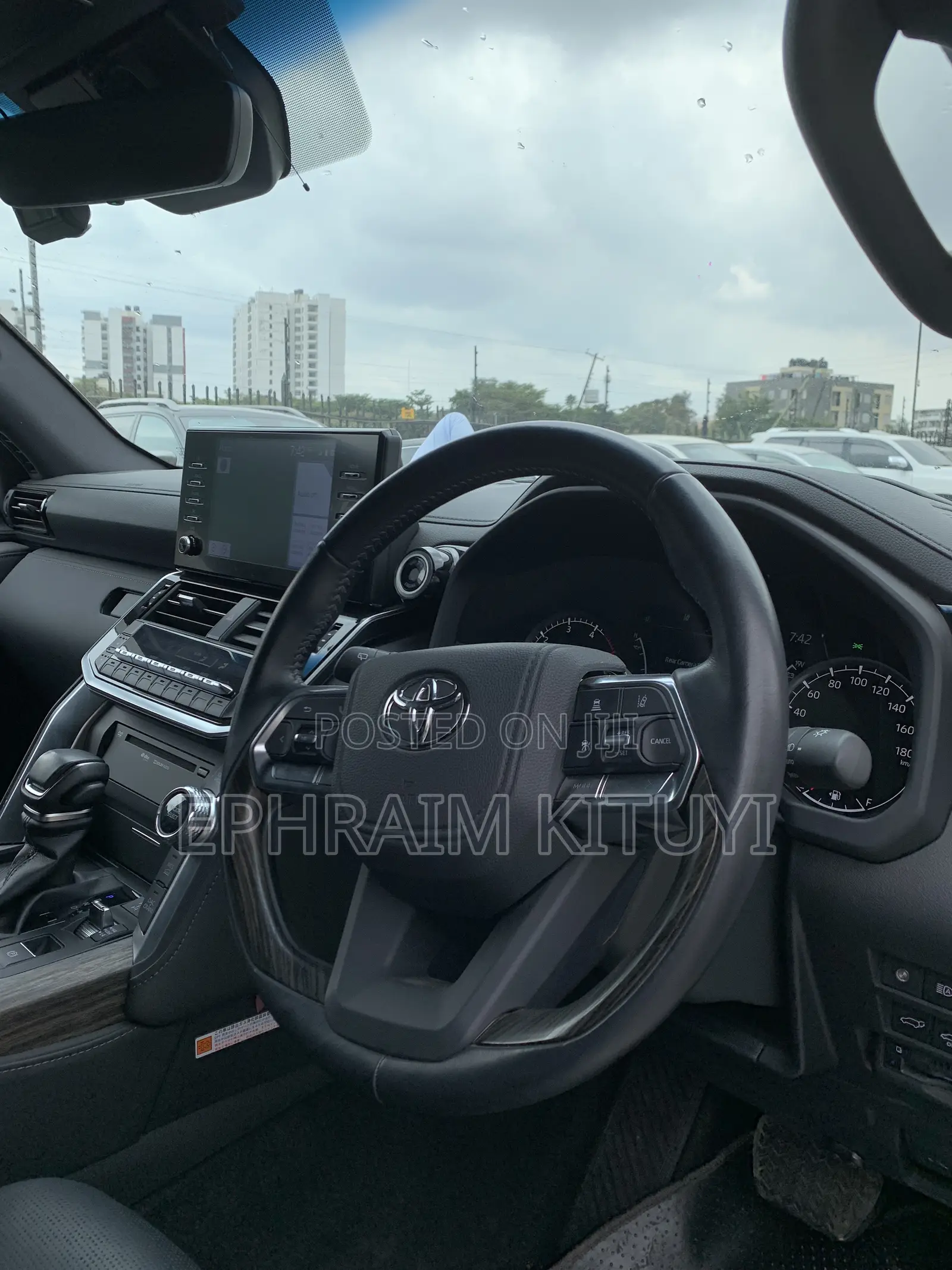 Toyota Land Cruiser 2022 White