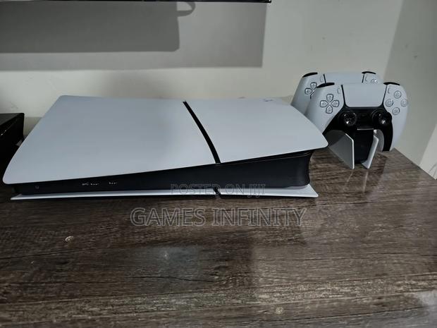Ps5 Slim 1tb - thumbnail 2