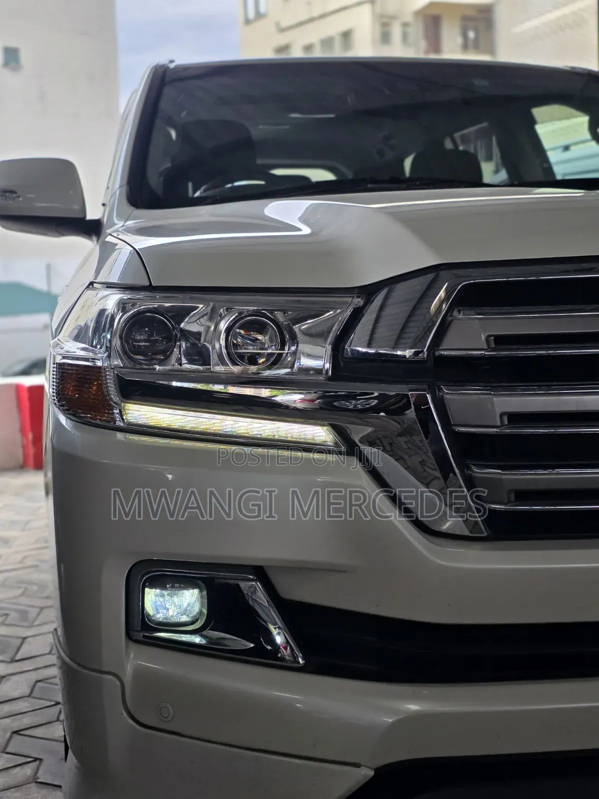 Toyota Land Cruiser 2019 White