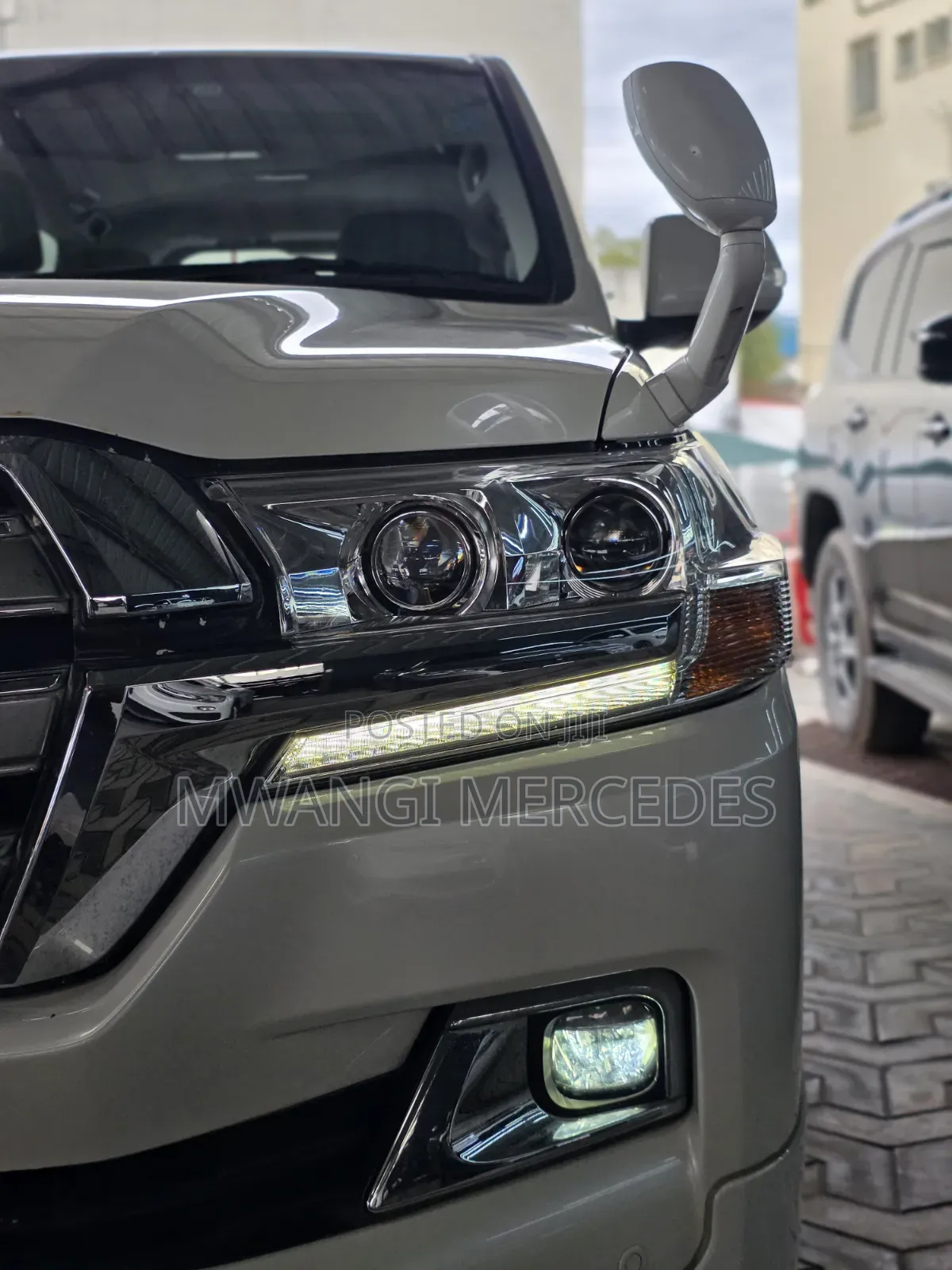 Toyota Land Cruiser 2019 White