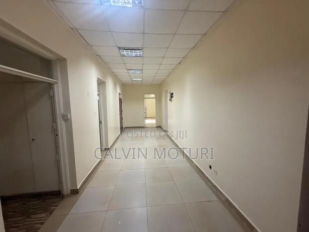 5bdrm Maisonette in Lavington, Valley Arcade for rent - thumbnail 3