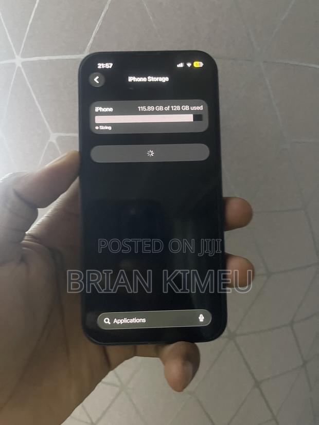 Apple iPhone 13 128 GB Black - thumbnail 4