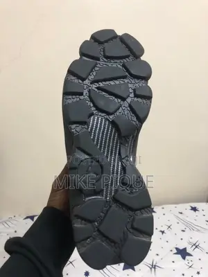 Jordan Air Sneakes