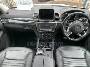 Mercedes-Benz GLE-Class 2019 White
