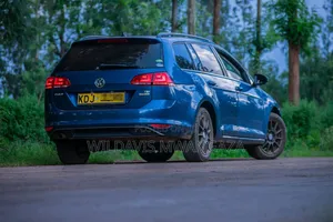 Volkswagen Golf 2015 Blue
