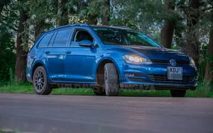 Volkswagen Golf 2015 Blue