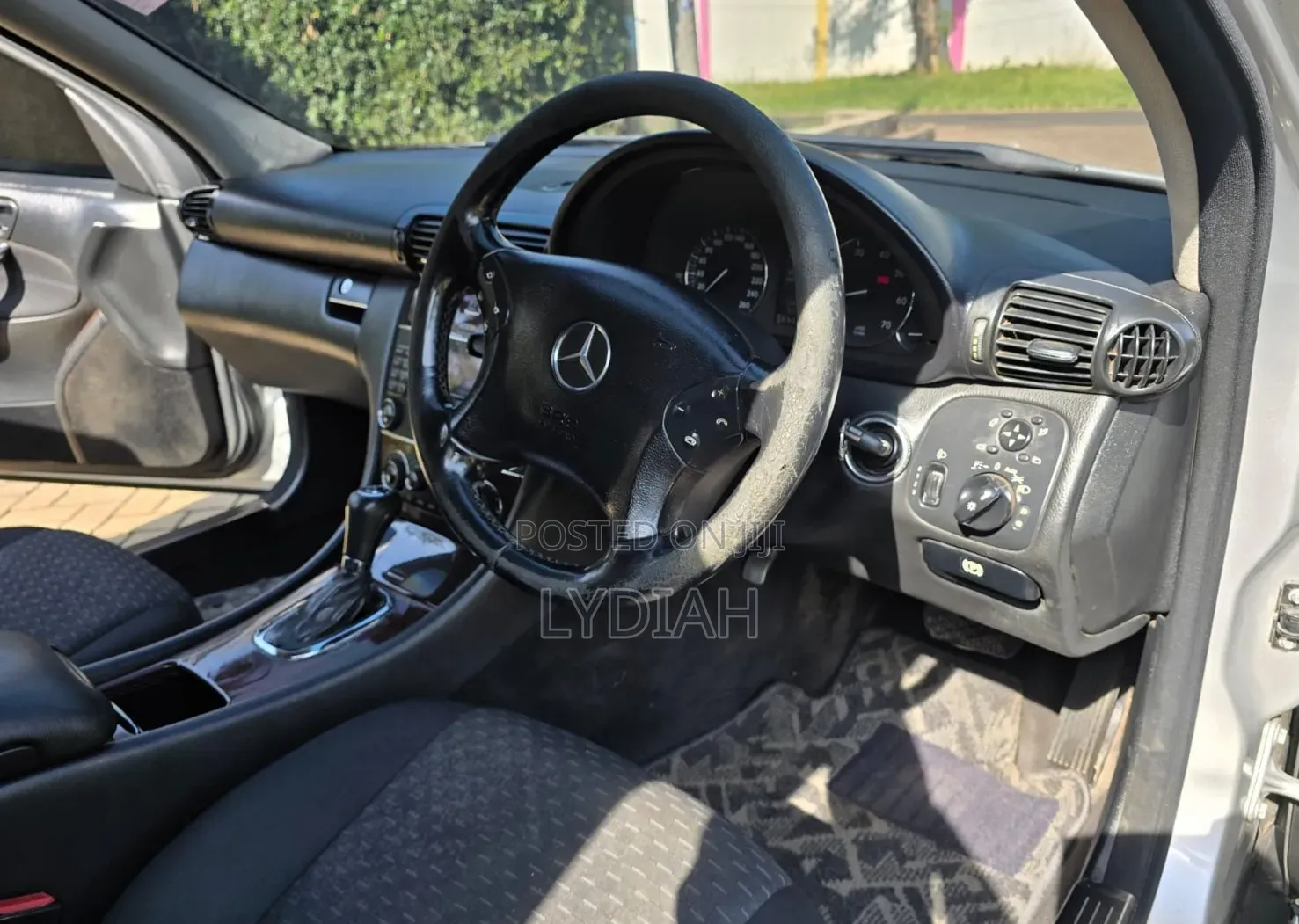 Mercedes-Benz C200 2003 Silver
