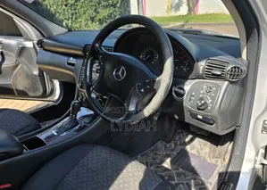 Mercedes-Benz C200 2003 Silver